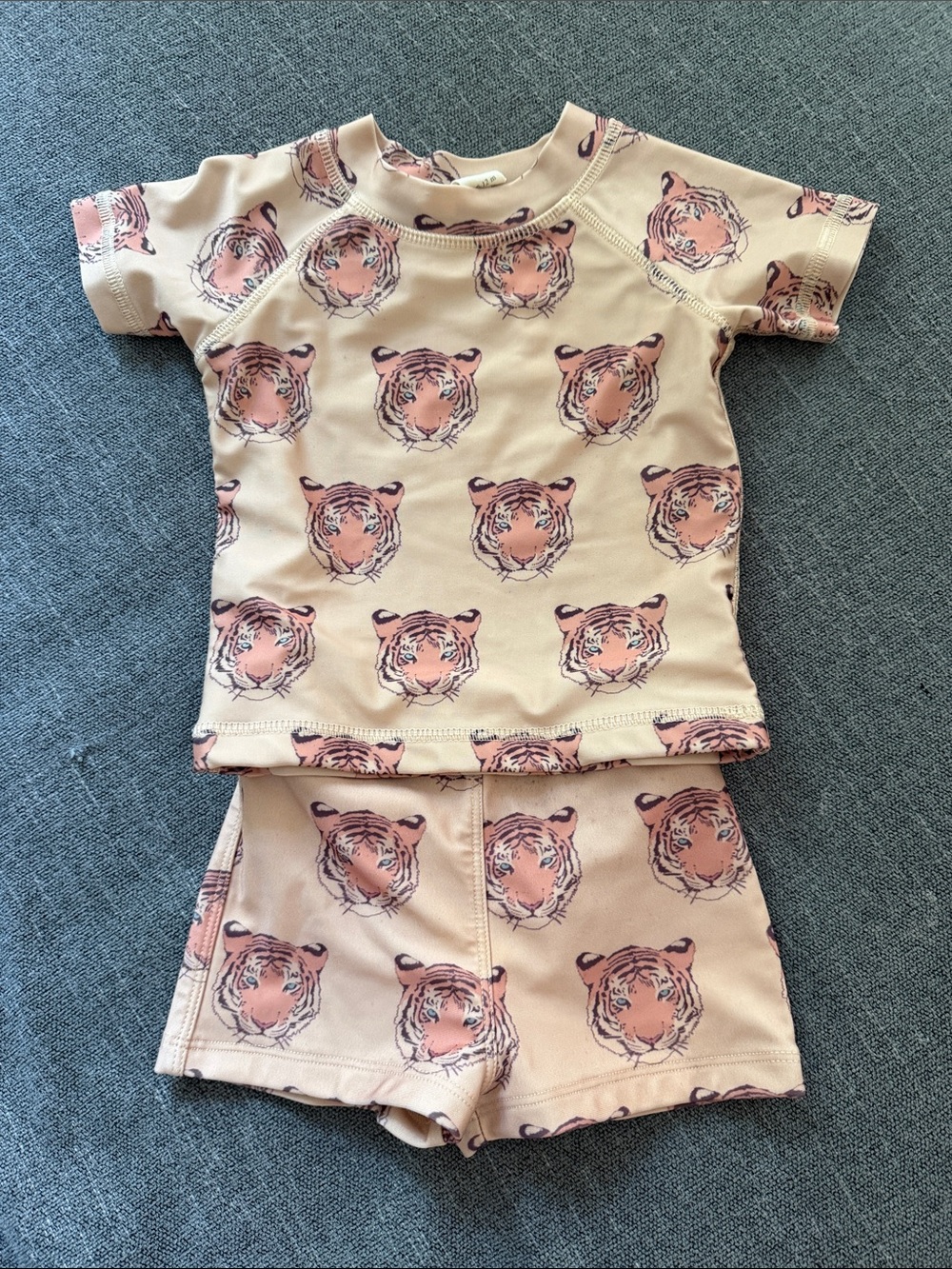 kate quinn Pink Tiger-Print Kids Pajama Set